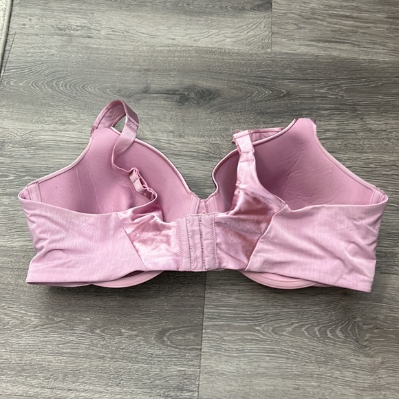 Vanity Fair Bra 42D - Picture 3 of 5
